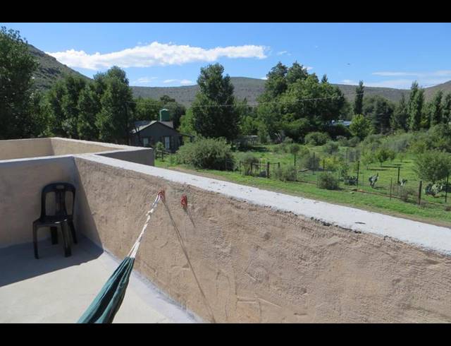 2 BEDROOM HOUSE FOR SALE IN NIEU BETHESDA